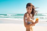 écran minéral teinté SVR SPF 50 peaux mixtes